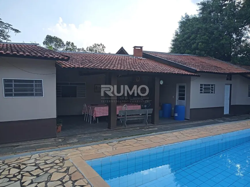 Foto 1 de Fazenda/Sítio com 3 Quartos à venda, 247m² em Vale das Garças, Campinas