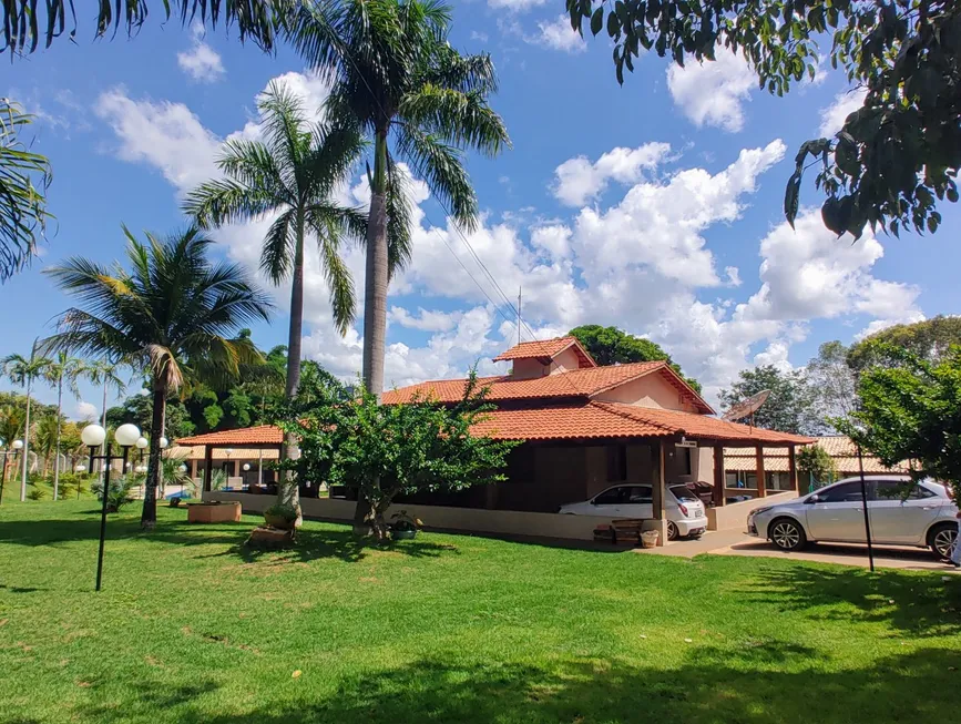 Foto 1 de Fazenda/Sítio com 6 Quartos à venda, 1200m² em Zona Rural, Hidrolândia