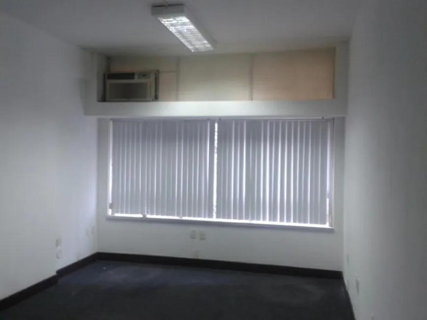 Foto 1 de Sala Comercial para alugar, 27m² em Centro, Rio de Janeiro