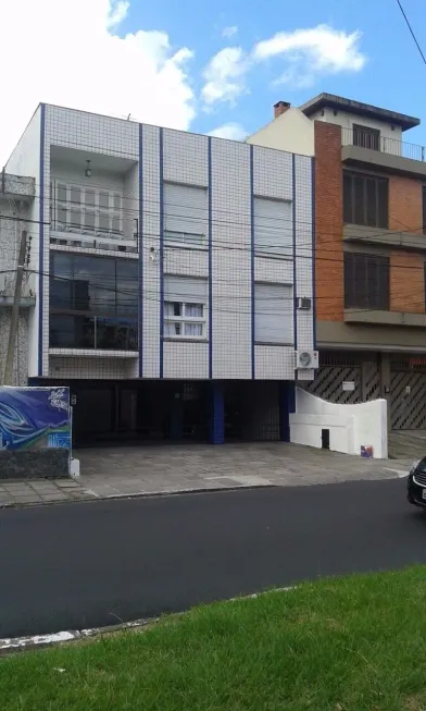 Foto 1 de Apartamento com 2 Quartos à venda, 71m² em Petrópolis, Porto Alegre