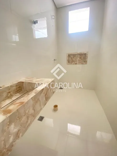 Foto 1 de Casa com 4 Quartos à venda, 225m² em São José, Montes Claros