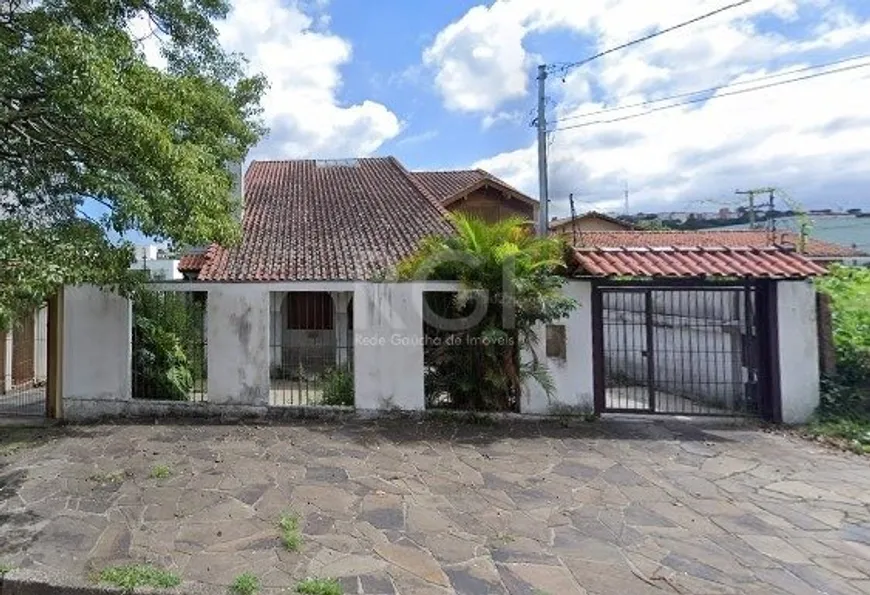Foto 1 de Casa com 3 Quartos à venda, 295m² em Nonoai, Porto Alegre