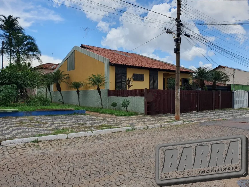 Foto 1 de Casa com 5 Quartos à venda, 585m² em Taguatinga Norte, Brasília