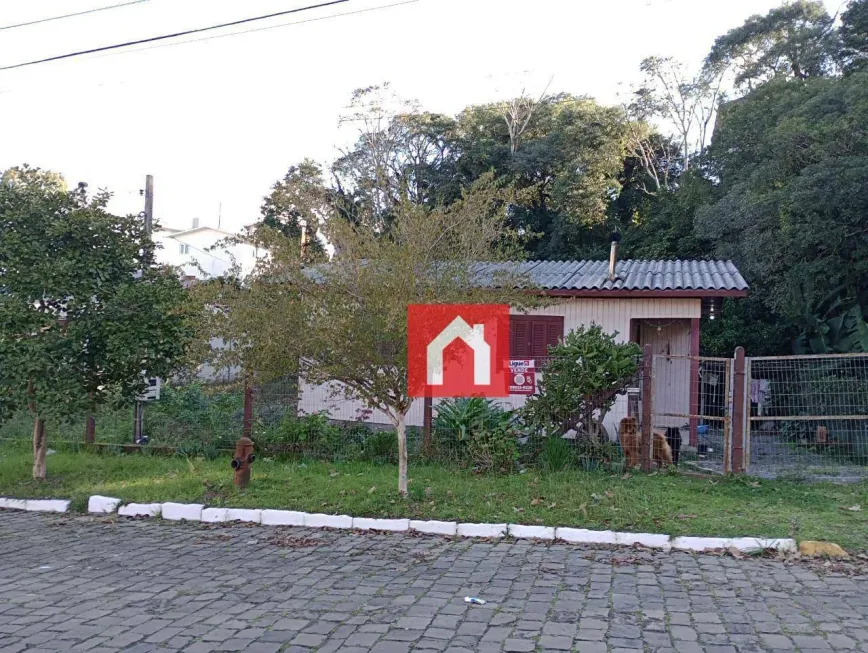 Foto 1 de Lote/Terreno à venda, 369m² em Sao Jose, Farroupilha