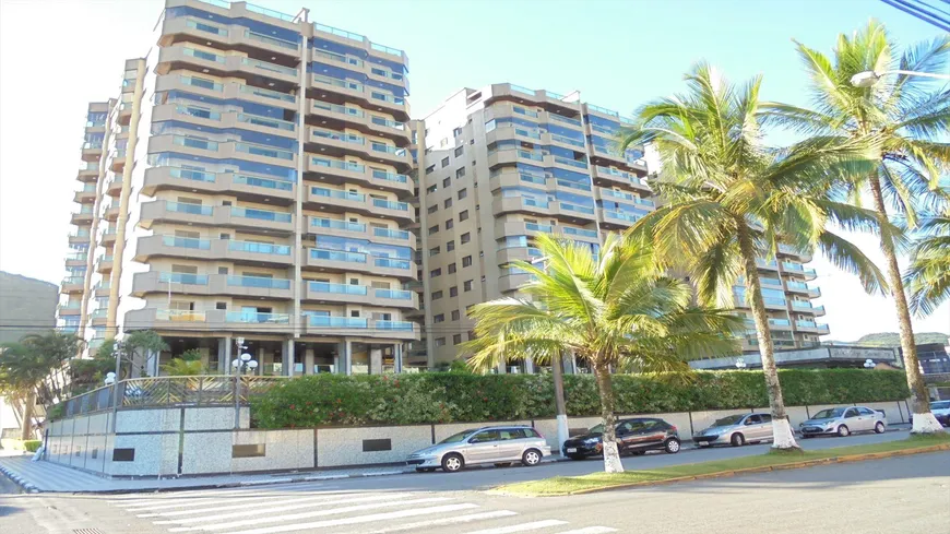 Foto 1 de Apartamento com 1 Quarto à venda, 58m² em Jardim Marina, Mongaguá