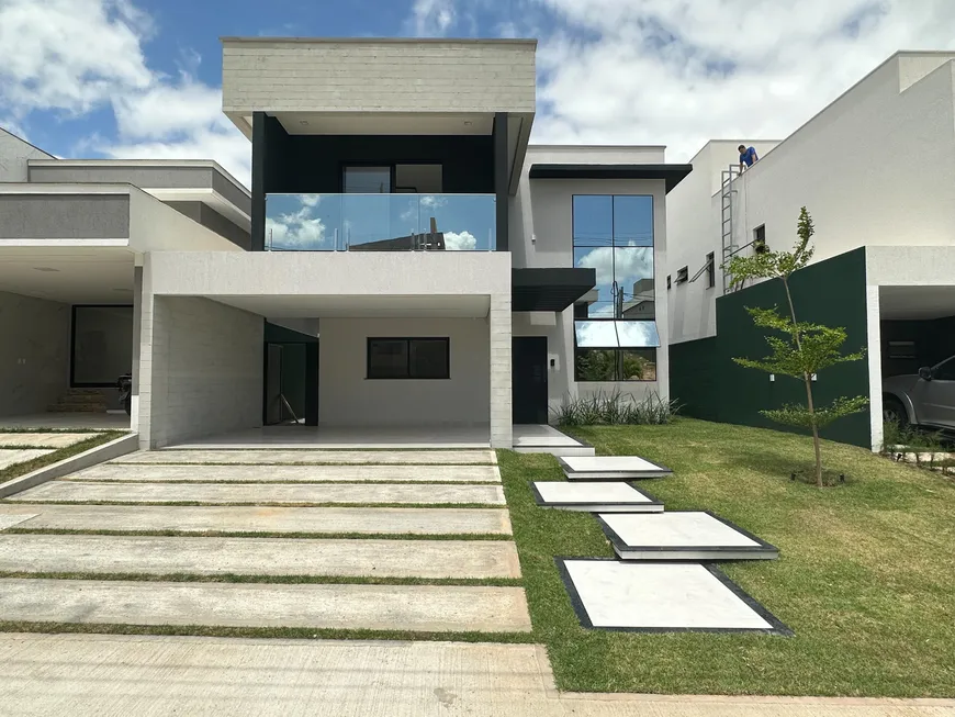 Foto 1 de Casa com 4 Quartos à venda, 218m² em Cidade Alpha, Eusébio