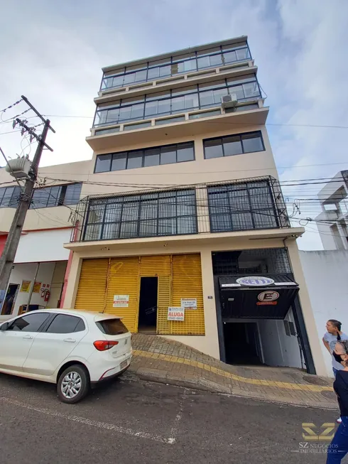 Foto 1 de Apartamento com 4 Quartos para alugar, 900m² em Centro, Foz do Iguaçu