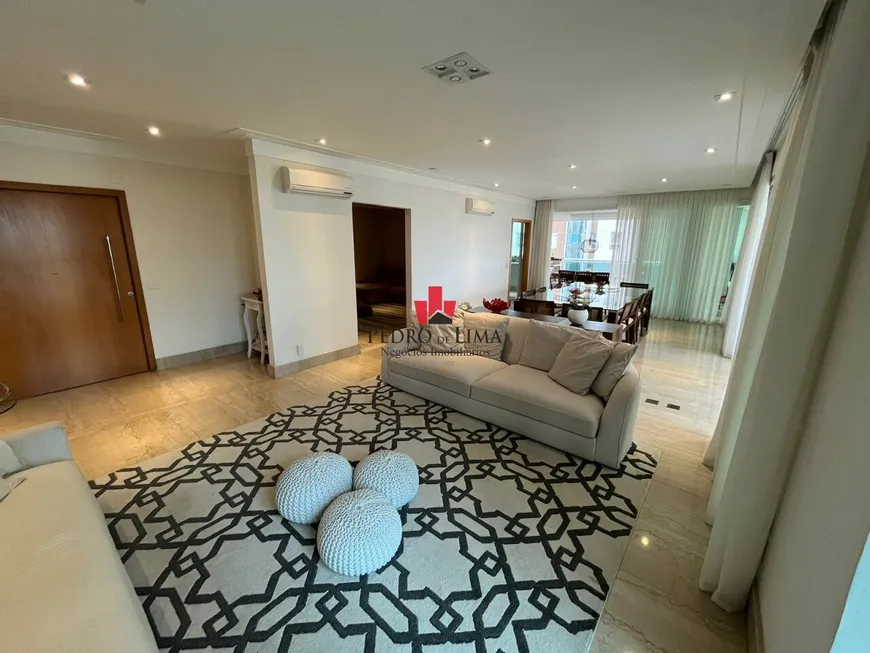 Foto 1 de Apartamento com 5 Quartos à venda, 335m² em Vila Regente Feijó, São Paulo