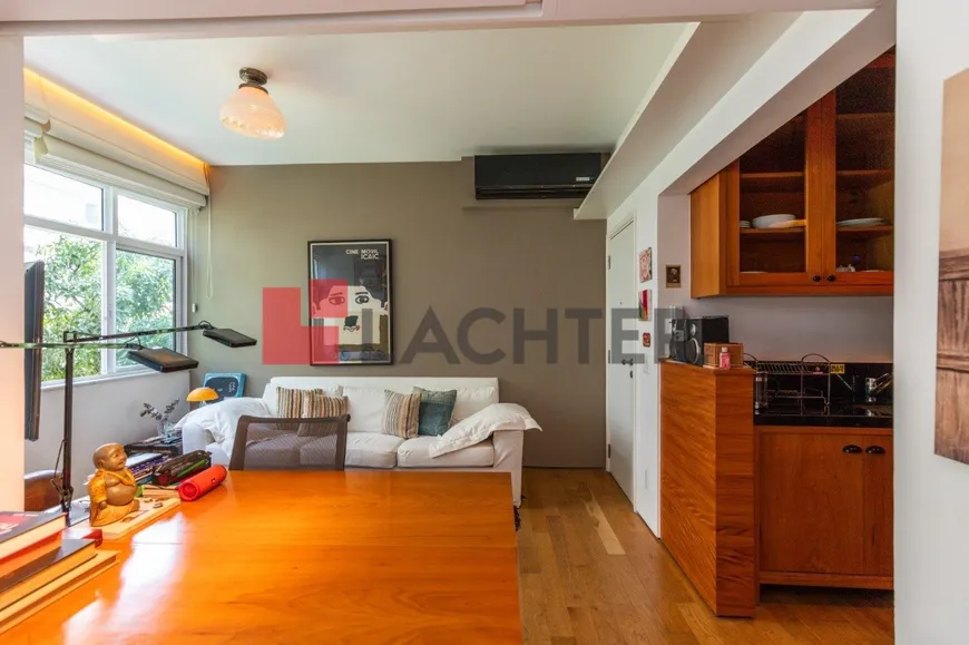 Foto 1 de Apartamento com 2 Quartos à venda, 59m² em Gávea, Rio de Janeiro