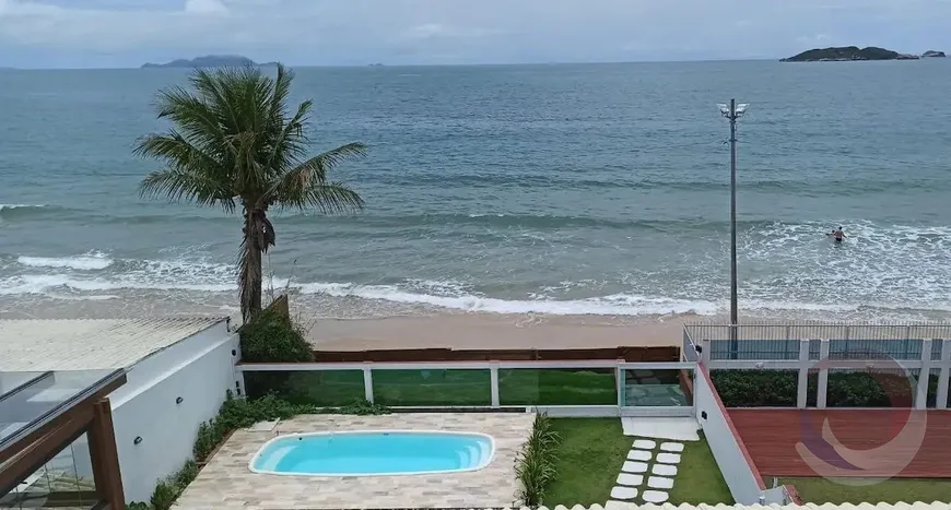 Foto 1 de Casa com 4 Quartos à venda, 254m² em Ingleses do Rio Vermelho, Florianópolis