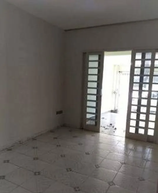 Foto 1 de Sobrado com 3 Quartos para venda ou aluguel, 245m² em Paulicéia, São Bernardo do Campo