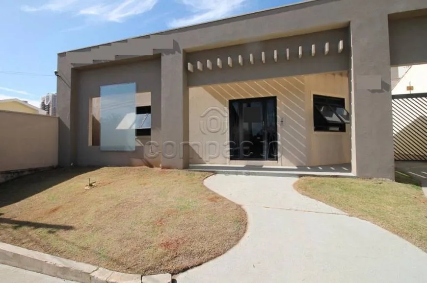 Foto 1 de Imóvel Comercial com 4 Quartos para alugar, 120m² em Jardim Redentor, São José do Rio Preto