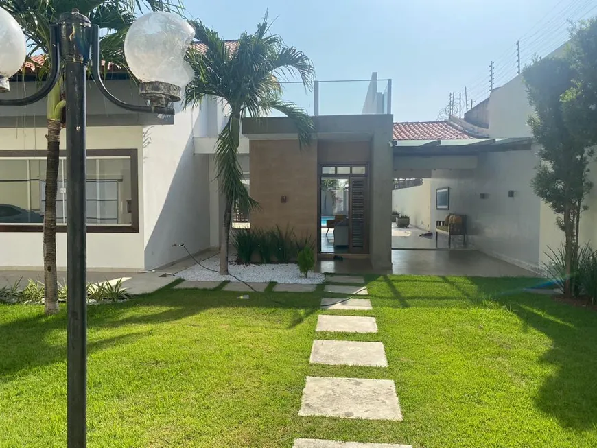 Foto 1 de Casa com 4 Quartos para alugar, 600m² em Quintas do Calhau, São Luís