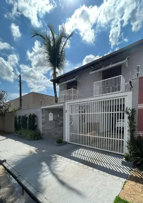 Foto 1 de Sobrado com 2 Quartos à venda, 159m² em Vila Harmonia, Araraquara