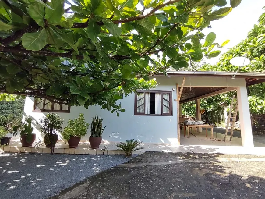 Foto 1 de Casa com 2 Quartos à venda, 140m² em Ilha da Figueira, Jaraguá do Sul
