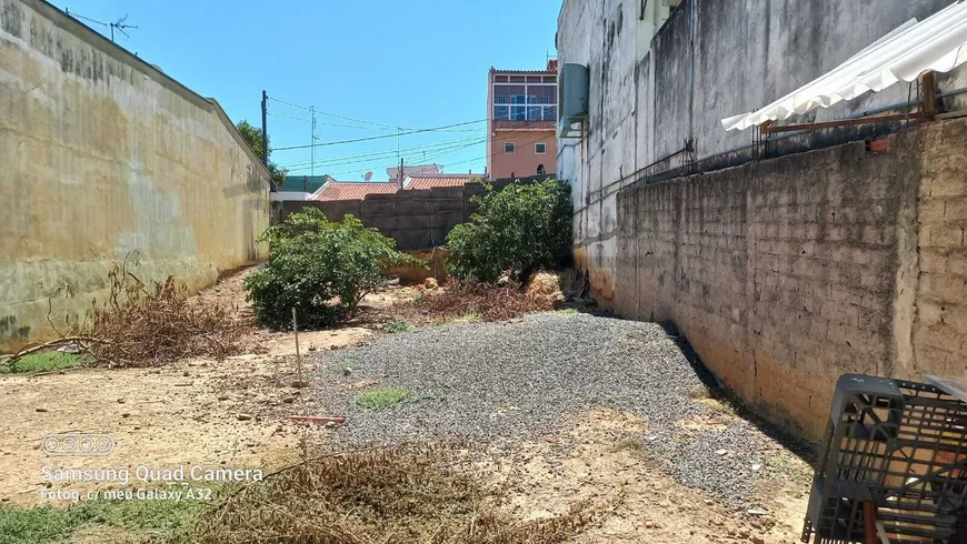 Foto 1 de Lote/Terreno à venda, 300m² em Vila Flora, Salto