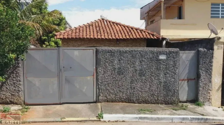 Foto 1 de Casa com 3 Quartos à venda, 320m² em Parque Peruche, São Paulo