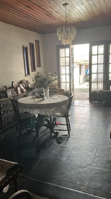 Foto 1 de Casa com 2 Quartos à venda, 180m² em Serra Grande, Niterói
