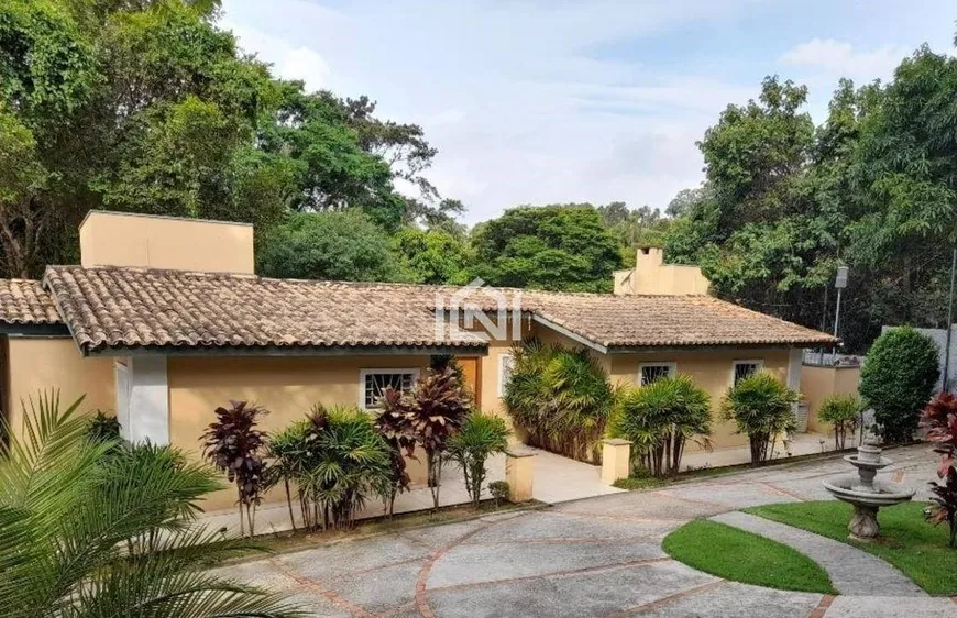 Foto 1 de Casa com 4 Quartos à venda, 450m² em Granja Viana, Cotia