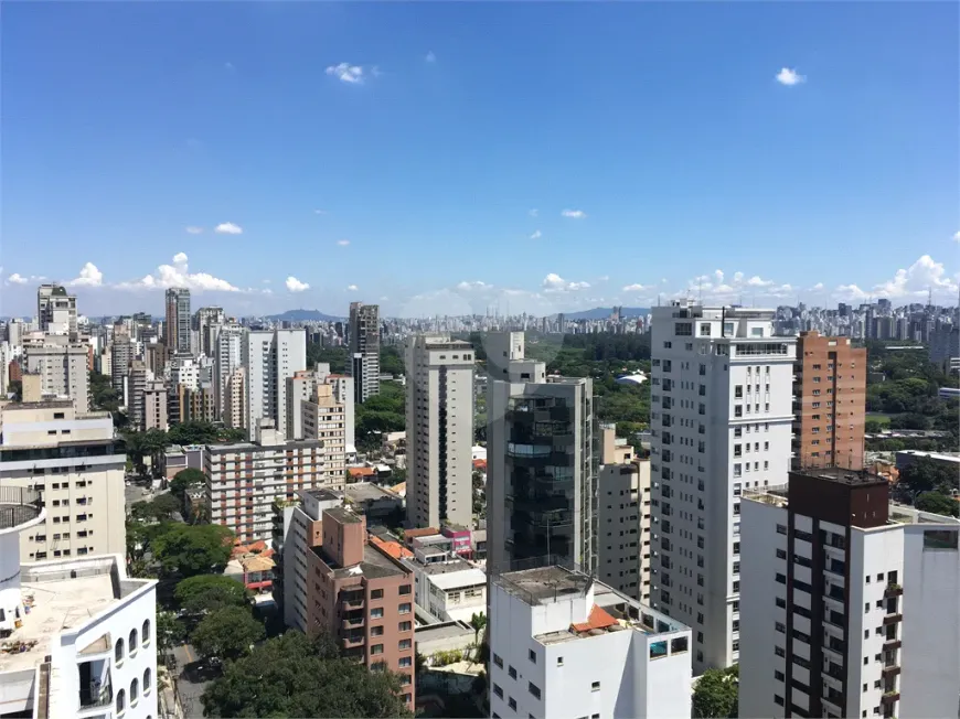 Foto 1 de Apartamento com 4 Quartos para venda ou aluguel, 700m² em Moema, São Paulo