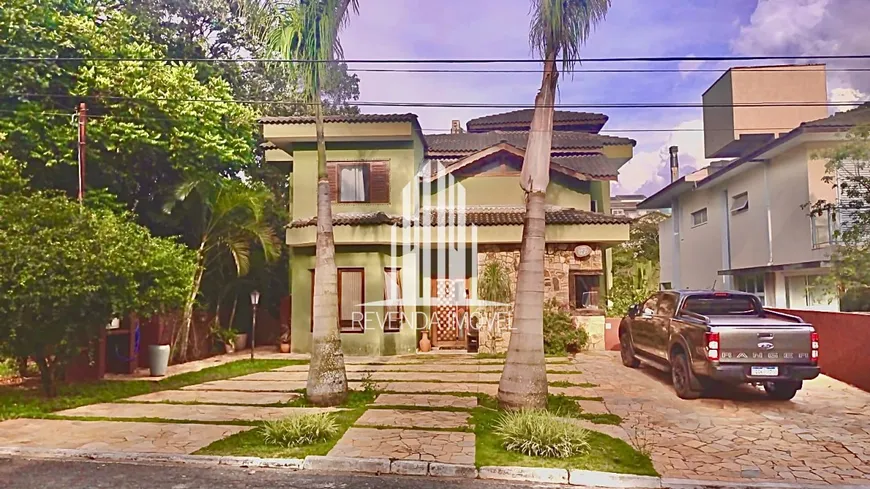 Foto 1 de Casa de Condomínio com 3 Quartos à venda, 235m² em Tarumã, Santana de Parnaíba