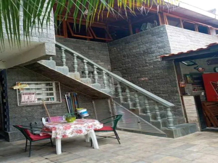 Foto 1 de Casa com 5 Quartos à venda, 250m² em Campo Grande, Rio de Janeiro