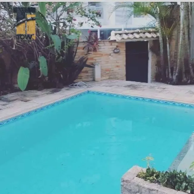 Foto 1 de Casa com 5 Quartos à venda, 510m² em Santa Rosa, Niterói
