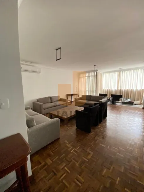 Foto 1 de Apartamento com 2 Quartos à venda, 240m² em Jardim Paulista, São Paulo