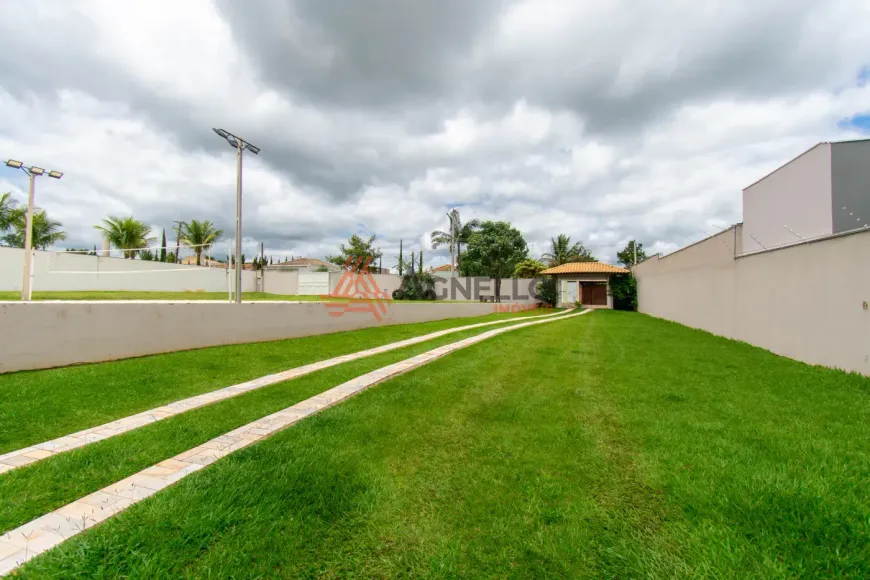 Foto 1 de Fazenda/Sítio com 3 Quartos à venda, 189m² em São Miguel, Franca