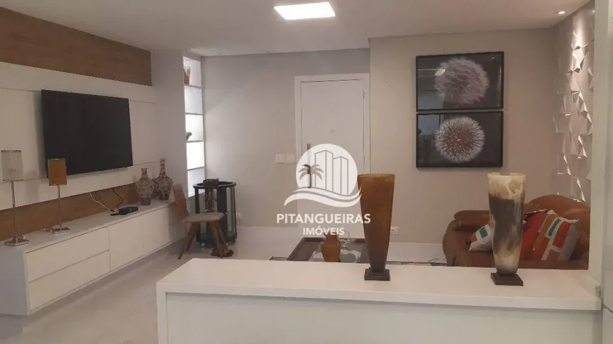 Foto 1 de Flat com 3 Quartos à venda, 120m² em Pitangueiras, Guarujá