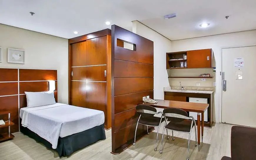 Foto 1 de Flat com 1 Quarto à venda, 28m² em Chácara Santo Antônio, São Paulo