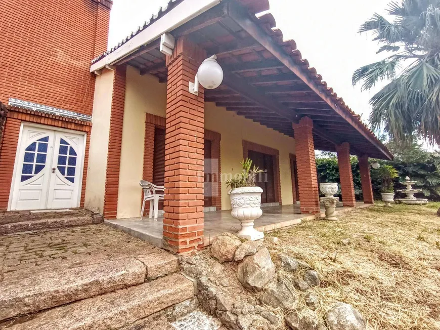 Foto 1 de Casa de Condomínio com 4 Quartos à venda, 362m² em Granja Viana, Carapicuíba
