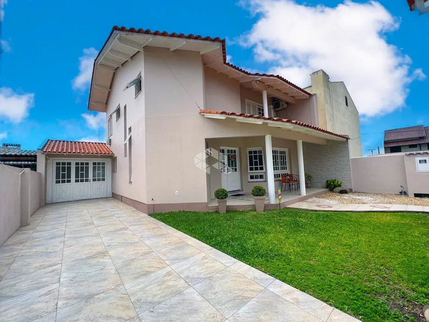 Foto 1 de Casa com 3 Quartos à venda, 270m² em Independência, Santa Cruz do Sul