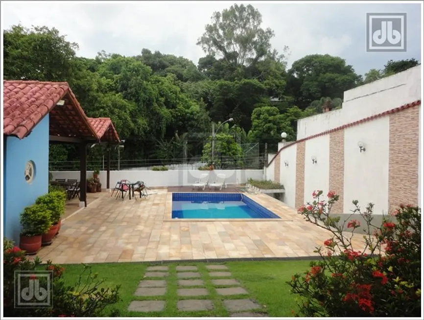 Foto 1 de Casa de Condomínio com 4 Quartos à venda, 643m² em Freguesia- Jacarepaguá, Rio de Janeiro