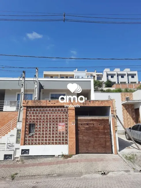 Foto 1 de Casa com 2 Quartos à venda, 70m² em Águas Claras, Brusque