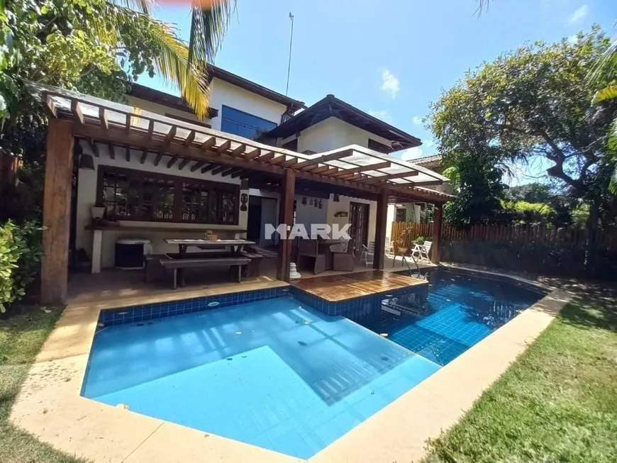 Foto 1 de Casa com 4 Quartos à venda, 246m² em , Mata de São João