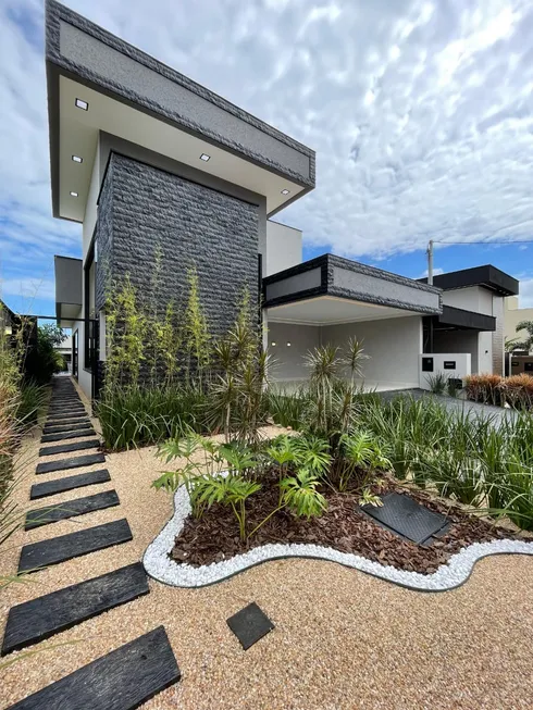 Foto 1 de Casa de Condomínio com 3 Quartos à venda, 189m² em Setor Laguna Parque, Trindade