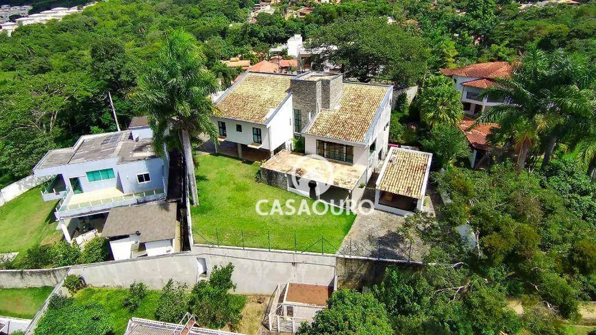 Foto 1 de Casa de Condomínio com 5 Quartos à venda, 590m² em Le Cottage, Nova Lima