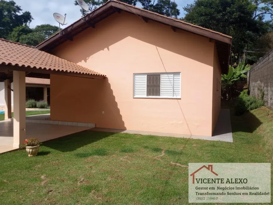 Foto 1 de Fazenda/Sítio com 3 Quartos à venda, 1300m² em Sete Barras, Bragança Paulista