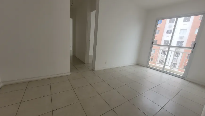 Foto 1 de Apartamento com 2 Quartos à venda, 47m² em Camorim, Rio de Janeiro