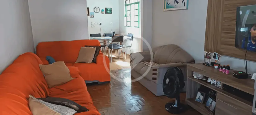 Foto 1 de Casa com 3 Quartos à venda, 217m² em Tibery, Uberlândia