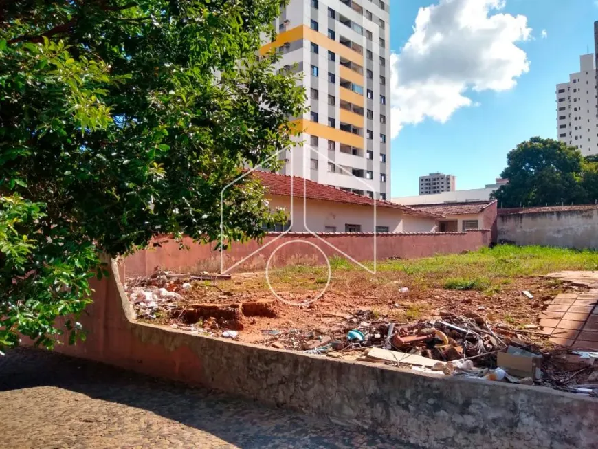 Foto 1 de Lote/Terreno à venda, 406m² em Centro, Marília