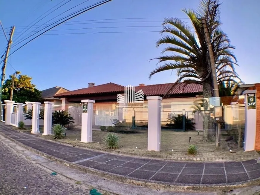 Foto 1 de Casa com 4 Quartos à venda, 220m² em Atlantida, Xangri-lá