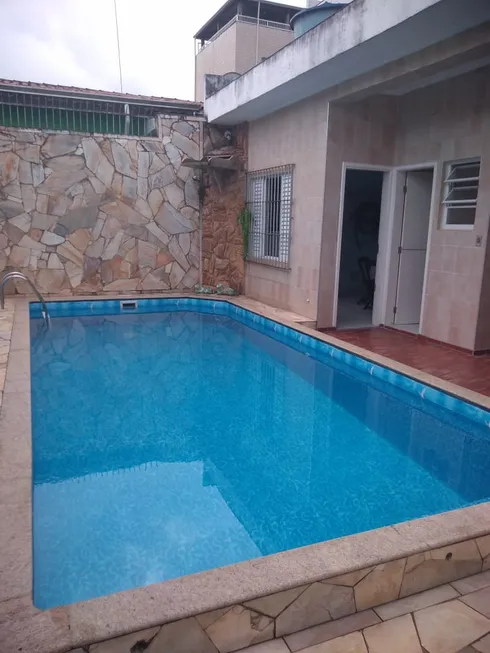 Foto 1 de Casa com 3 Quartos à venda, 115m² em Cidade Ocian, Praia Grande