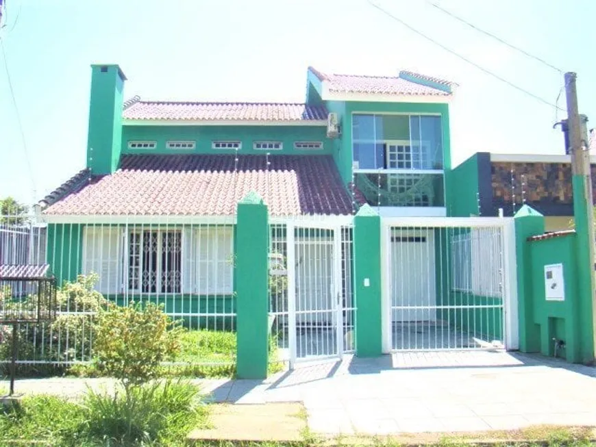 Foto 1 de Casa com 4 Quartos à venda, 250m² em Espiríto Santo, Porto Alegre