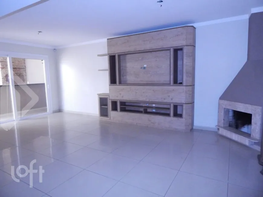 Foto 1 de Casa com 4 Quartos à venda, 220m² em Ipanema, Porto Alegre