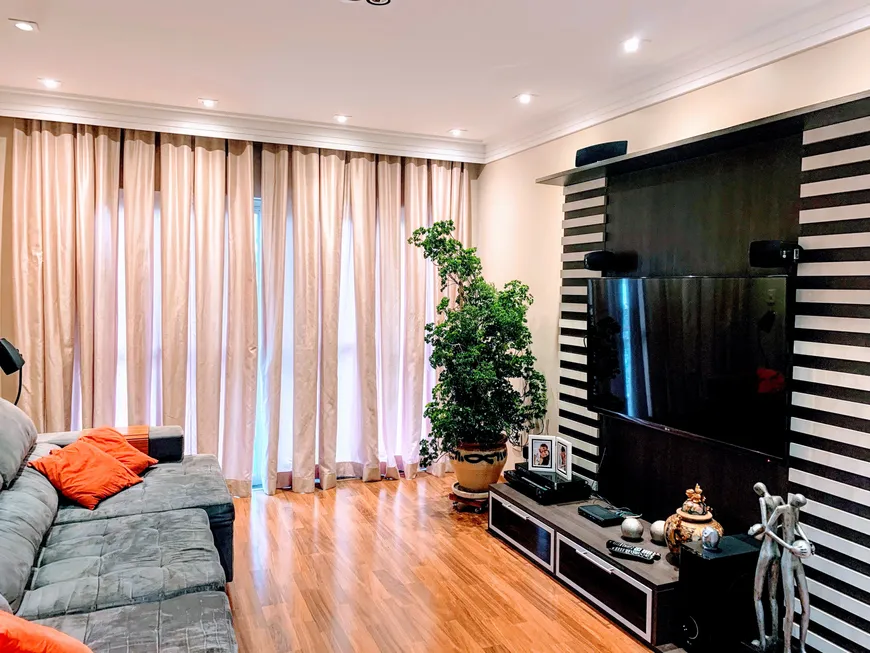 Foto 1 de Apartamento com 3 Quartos à venda, 123m² em Vila Gilda, Santo André