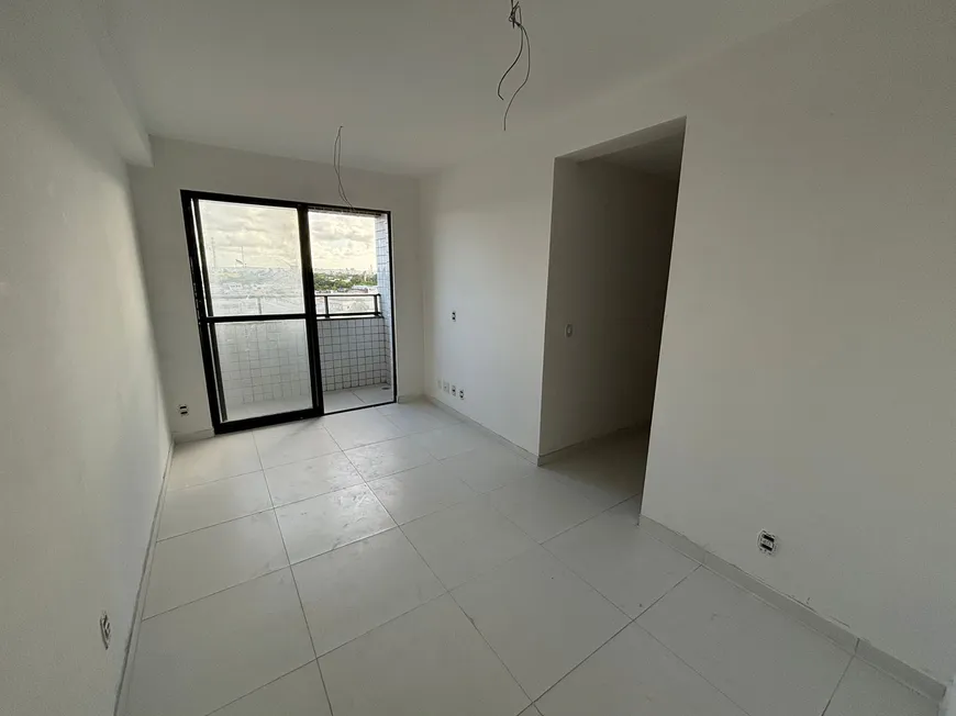 Foto 1 de Apartamento com 2 Quartos à venda, 48m² em Cordeiro, Recife