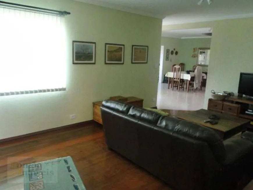 Foto 1 de Casa com 4 Quartos à venda, 245m² em Centro, Mairiporã