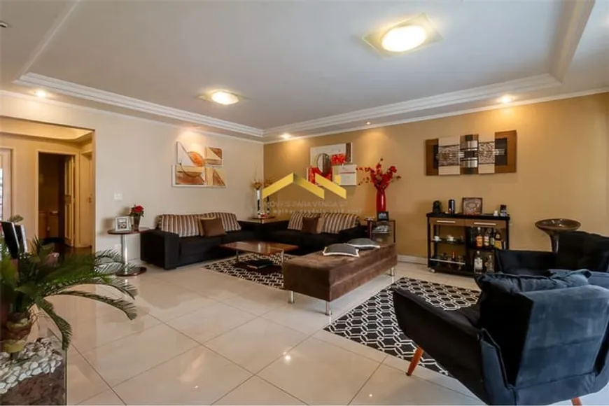 Foto 1 de Apartamento com 4 Quartos à venda, 191m² em Higienópolis, São Paulo